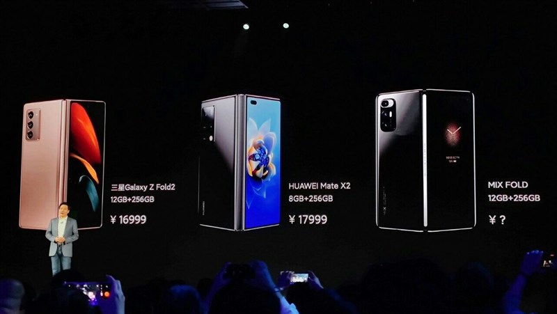 Galaxy Z Fold3 và Flip3 giá đã bắt đầu rẻ hơn, nhưng có đáng mua hơn? Galaxy Z Fold3 và Flip3 giá đã bắt đầu rẻ hơn, nhưng có đáng mua hơn?